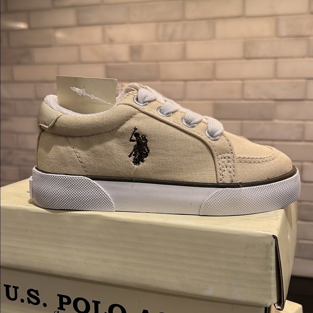 Brand New Toddler Boat Shoes, Size 7M